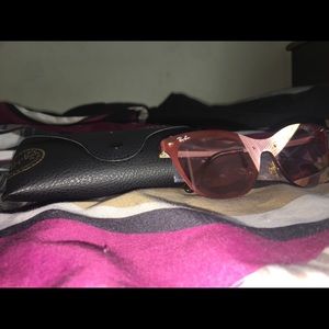 Pink transparent ray-ban sunglasses